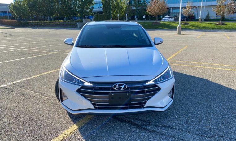 2020 Hyundai Elantra Preferred | Honked